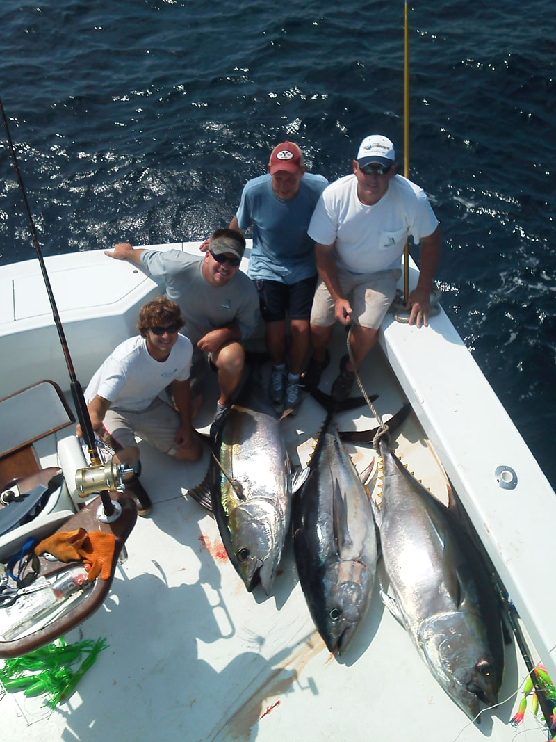White Lightning boat and crew